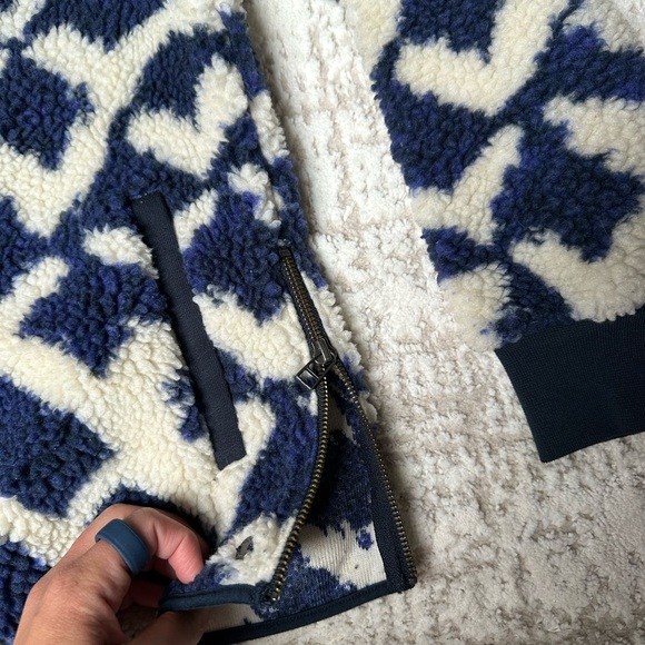 L.L. Bean Signature Patterned Sweater - Picture 3 of 3